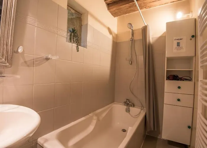 Дом отдыха Les Maudines *